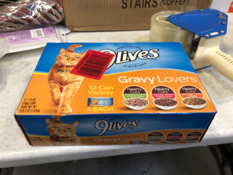 Photo 2 of 9Lives Variety Pack Favorites Wet Cat Food, 5.5 Ounce Cans
