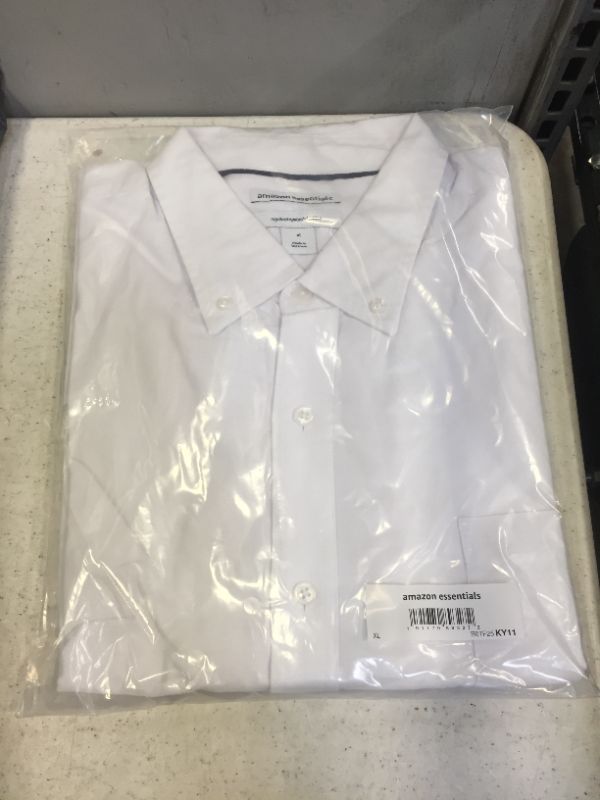 Photo 2 of Amazon Essentials Men's Regular-Fit Short-Sleeve Pocket Oxford Shirt White XL