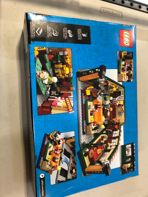 Photo 5 of LEGO Ideas 21319 Central Perk Building Kit (1,070 Pieces)
 FACTORY SEALED SHUT 