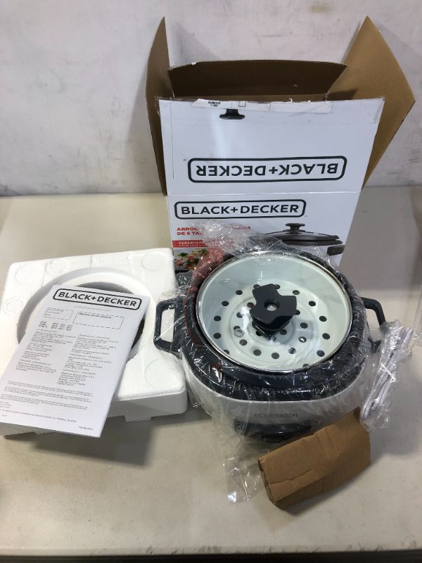 Photo 3 of BLACK+DECKER 6-CUP RICE COOKER AND STEAMER (MISSING CUP, USED BUT LOOKS NEW)