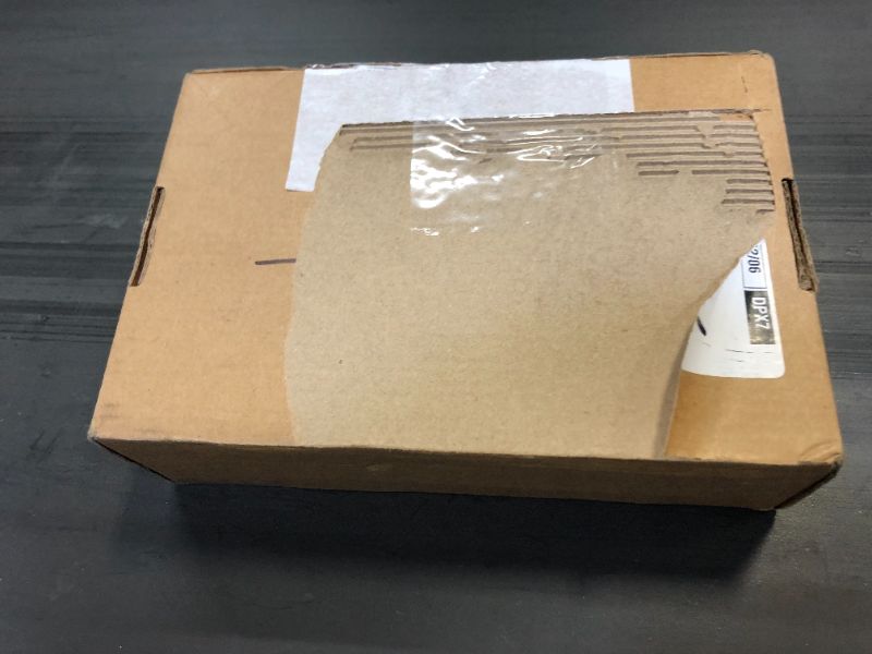 Photo 3 of Amazon Basics Dynamic Vocal Microphone – Cardioid DAMAGES TO PACKAGING 