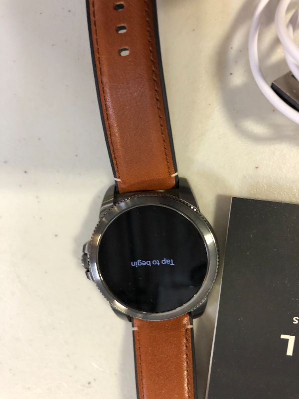 Photo 1 of Fossil Men's Gen 5E 44mm Stainless Steel Touchscreen Smartwatch with Speaker, Heart Rate, Contactless Payments and Smartphone Notifications
(MISSING BOX COVER), USED SWEAT MARKS ON WATCH BAND)