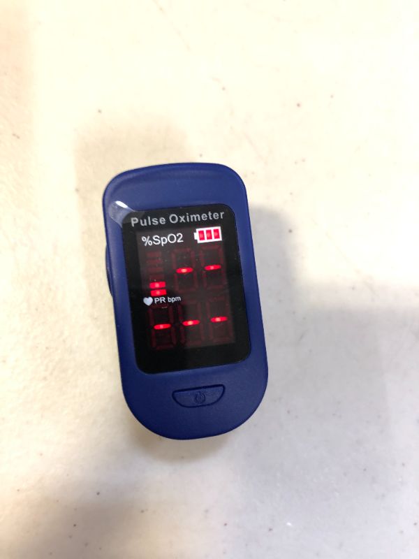 Photo 2 of Zacurate 500BL Series Fingertip Pulse Oximeter
