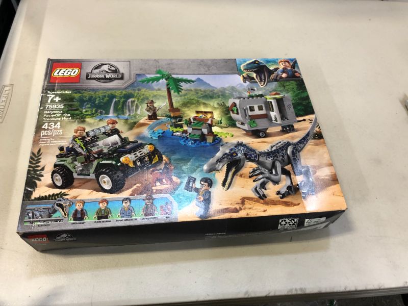 Photo 2 of LEGO Jurassic World Baryonyx Face Off: The Treasure Hunt 75935 Building Kit (434 Pieces) (BOX WAS OPEN, POSSIBLY MISSING PIECES, MINOR DAMAGES TO PACKAGING)