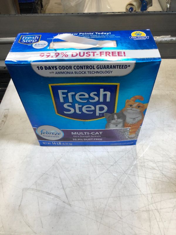 Photo 2 of Fresh Step Scented Litter with The Power of Febreze, Clumping Cat Litter