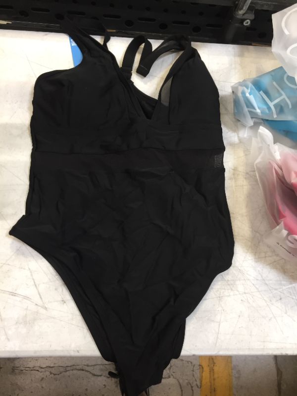 Photo 1 of Cupshe One Piece Swimsuit Black XL 