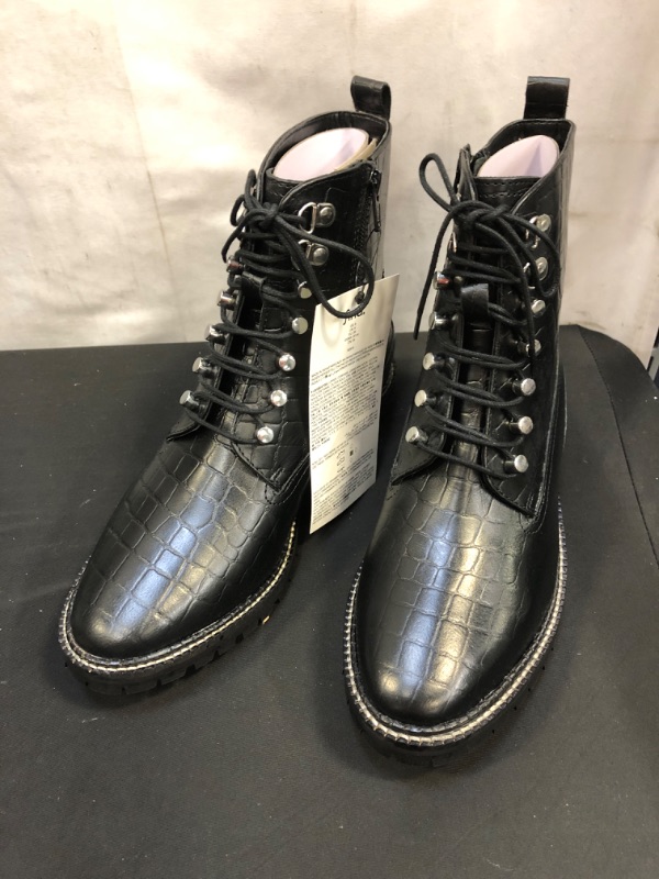 Photo 2 of find. Women's Croc Lace Up Ankle Boots - SIZE 39 (7)
