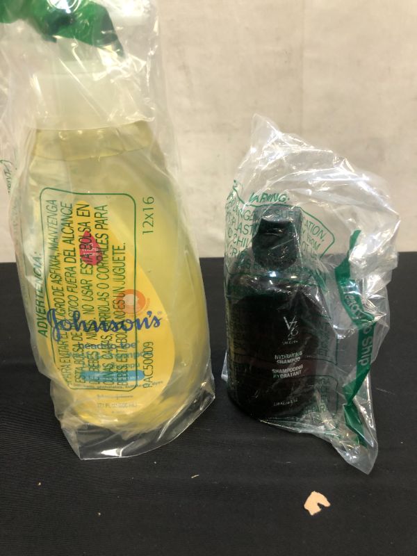 Photo 1 of 2 pcs shampoo lot 