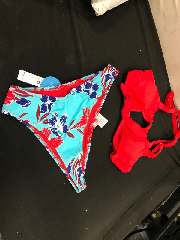 Photo 3 of Red And Floral Print Low Rise Bikini
Small