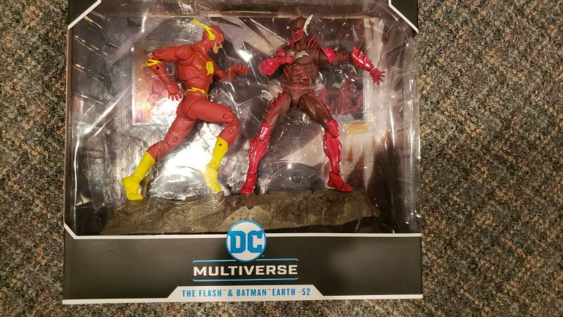 Photo 1 of McFarlane Toys DC Multiverse Earth -52 Batman and Flash

