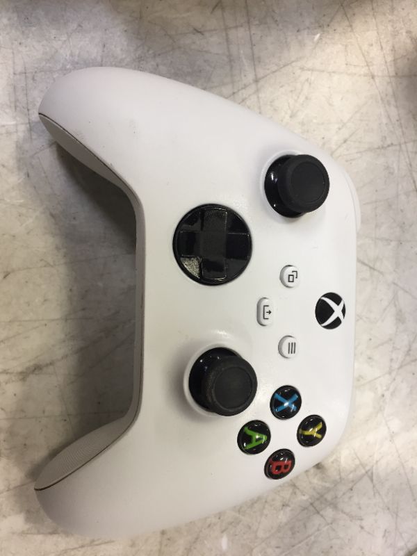 Photo 2 of Xbox Wireless Controller - Robot White
