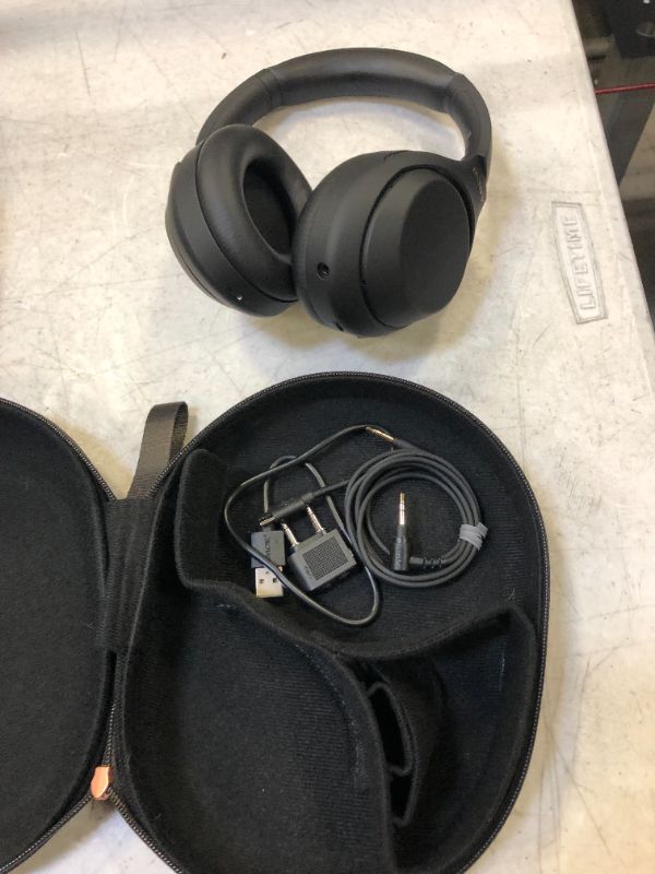 Photo 2 of Sony WH-1000XM4 Wireless Noise-Cancelling Over-Ear Headphones (Black)