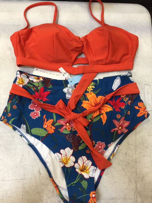 Photo 3 of Orange And Floral Twist Bikini Size M