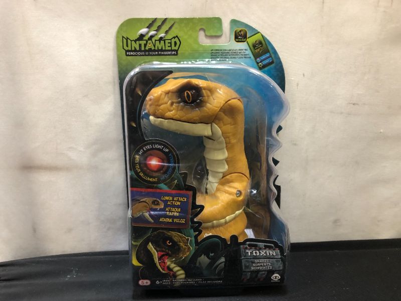 Photo 1 of Fingerlings Untamed Snakes Toxin Rattle Snake Interactive Finger Toy New
