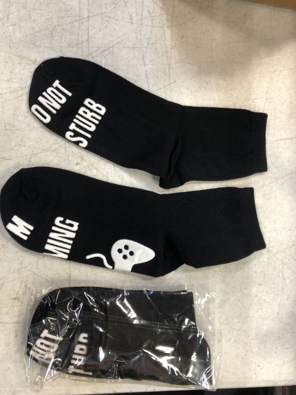 Photo 1 of Do not disturb I'm gaming socks (men) size unknown 2 pack ( 2 pairs)
