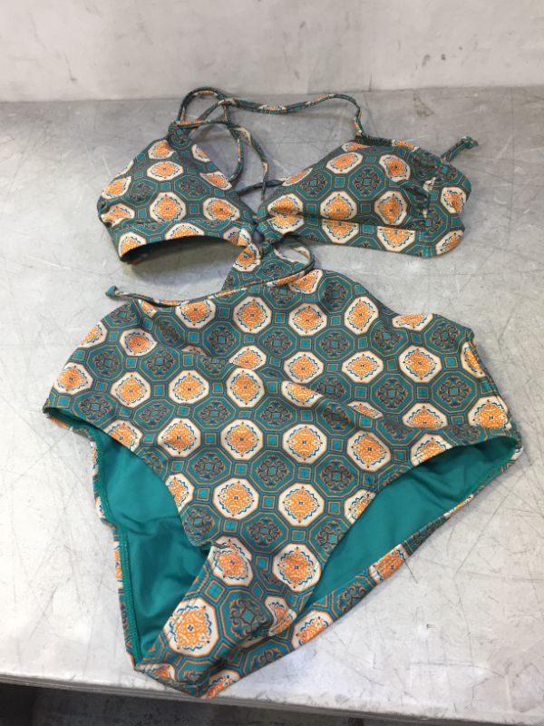 Photo 1 of Cupshe size m womens swimsuit 