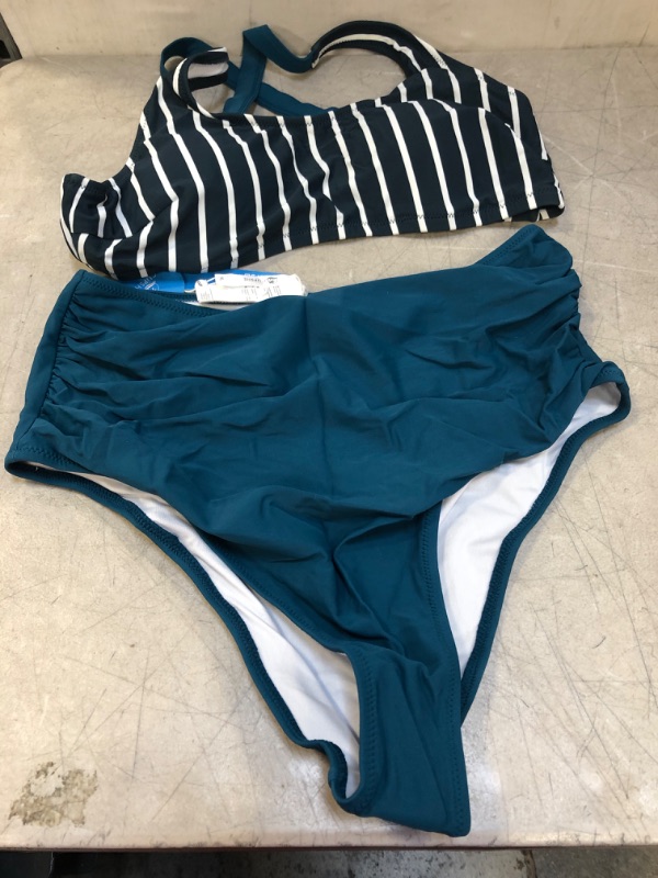 Photo 2 of CUPSHE Dark Green Crisscross Strappy High Waist Bikini Set - XL 

