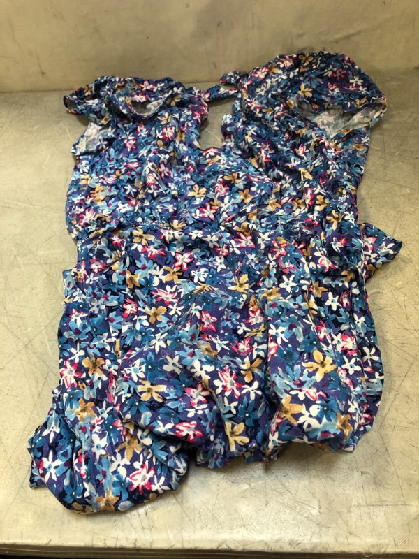 Photo 2 of Cupshe Blue Floral Open Back Short Dress - M

