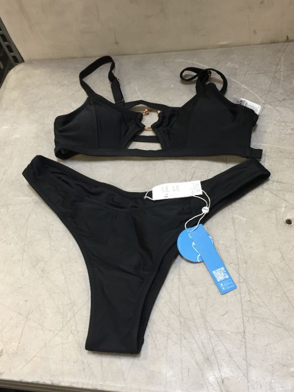 Photo 1 of Cupshe Bikini set size L