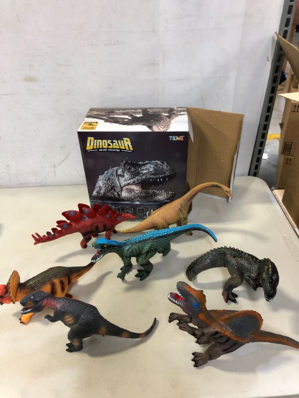 Photo 1 of DINOSAUR TOYS 