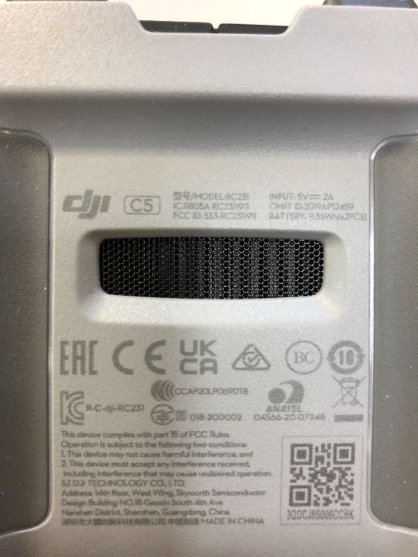 Photo 6 of DJI Mini 2 – Ultralight and Foldable Drone Quadcopter (parts only, major damages to item and packaging, missing pieces)