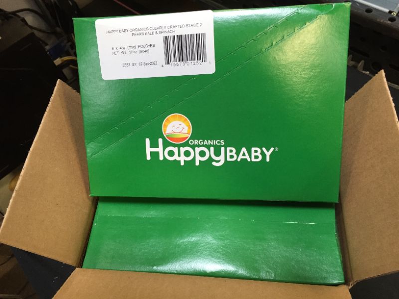 Photo 2 of Happy Baby Organics Clearly Crafted Stage 2 Baby Food Pears, Kale & Spinach, 4 Ounce Pouch (Pack of 16)
