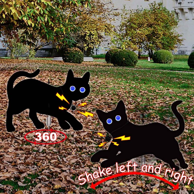Photo 1 of 2pcs Dynamic Halloween Yard Decor Black Cat Silhouette,Halloween Outdoor Decorations,Scary Family Home Front Yard Decorations Garden Scare Cats,with 2 Wobble Stake,4 Eyes & 2 Bell
