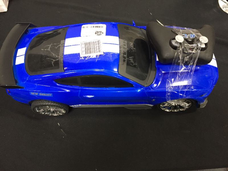 Photo 2 of New Bright R/C Full Function Vehicle Ford Shelby GT 350 2021 - 1:12 Scale - Blue