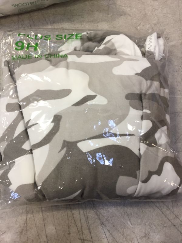 Photo 3 of HIGHDAYS High Waisted Leggings for Women-- LIGHT GREY CAMO MARKED AS SIZE PLUS SIZE, RUNS SMALL APPEARS TO BE A LARGE 