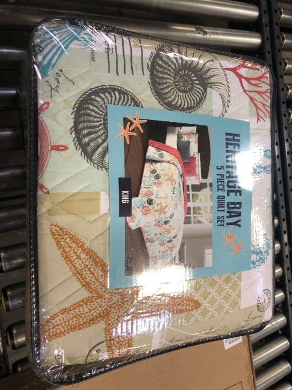Photo 1 of Avondale Manor Belize 5-Piece Quilt Set, King, Coral
