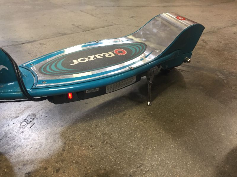 Photo 3 of Razor E200 Electric Scooter - Teal, Blue