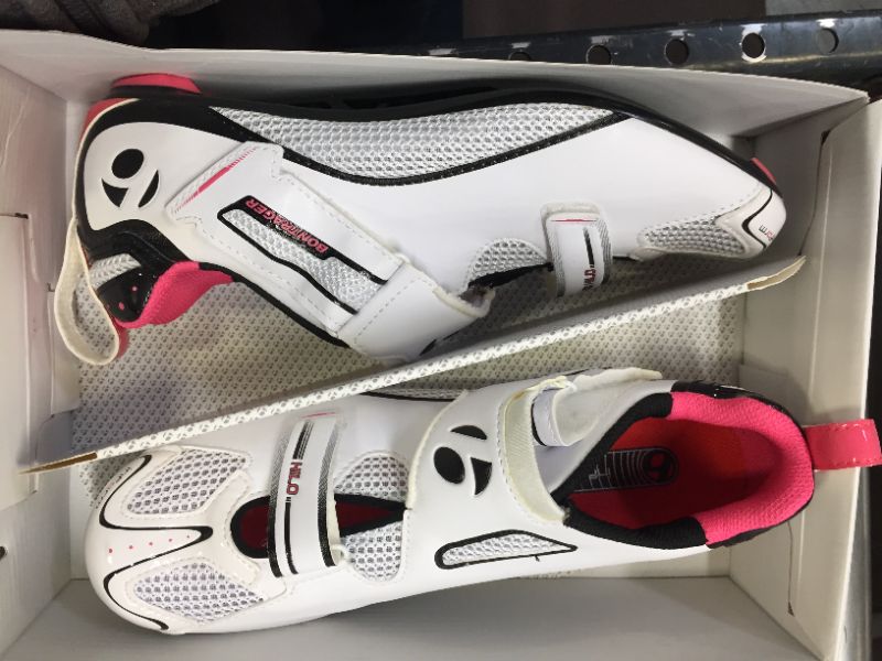 Photo 1 of Bontrager
Hilo Shoes - Women's
