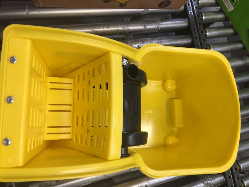 Photo 2 of 31 Qt. Tandem Mop Bucket, MISSING HANDLE AND WHEELS 