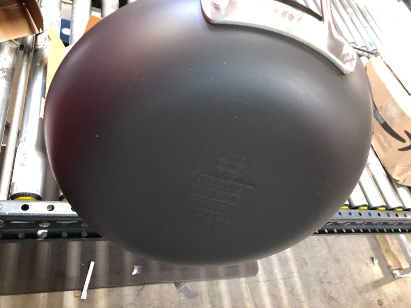 Photo 3 of Calphalon Signature Hard-Anodized Nonstick 10-Inch Fry Pan
