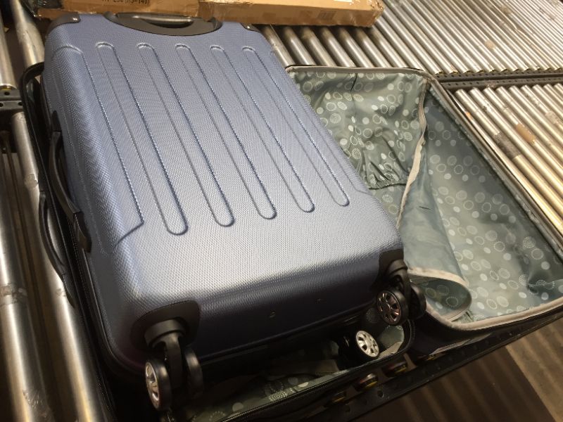 Photo 2 of 3 piece travel suitcase set