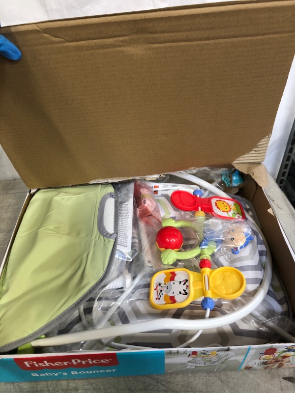 Photo 1 of Fisher-Price Baby's Bouncer Geo Meadow
