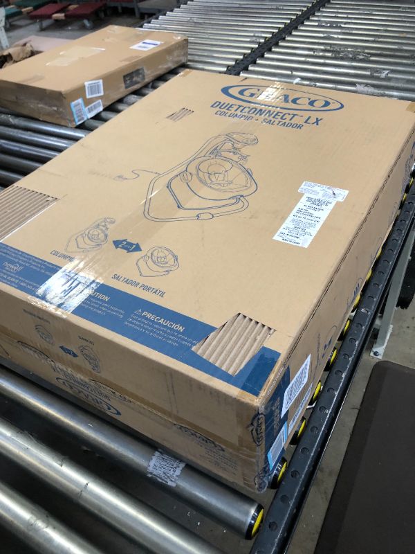 Photo 1 of Graco DuetConnect LX Swing and Bouncer, Redmond