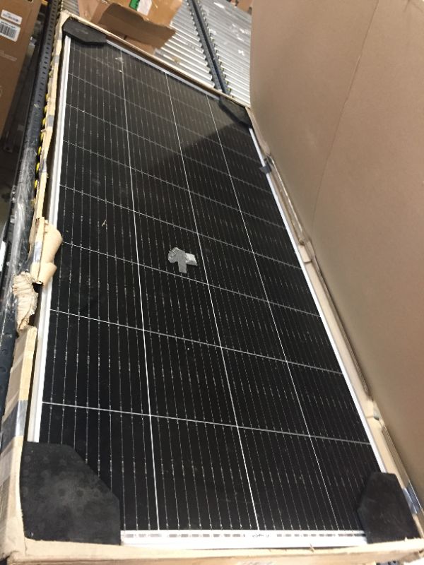 Photo 2 of 200W 12V 9BB Mono Solar Panel
----water stains/dirt ---- unable to test functionality 