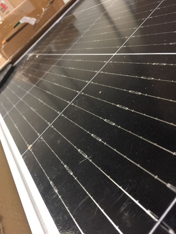 Photo 5 of 200W 12V 9BB Mono Solar Panel
----water stains/dirt ---- unable to test functionality 