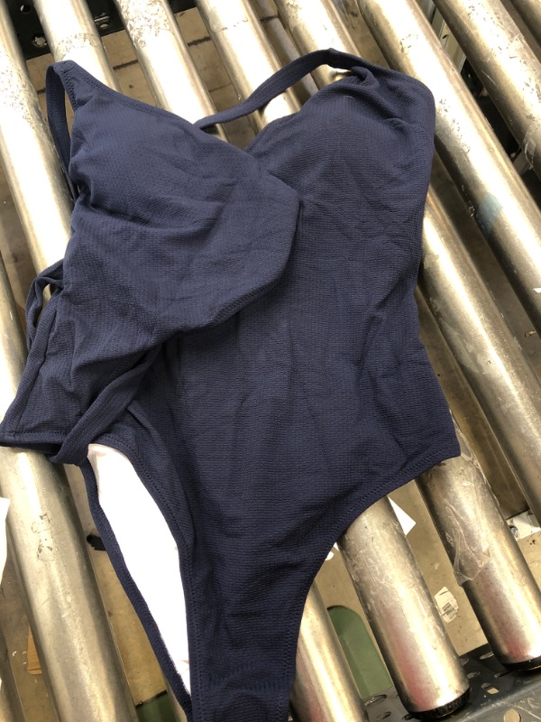 Photo 1 of Cupshe Navy Textured One Piece Swimsuit 