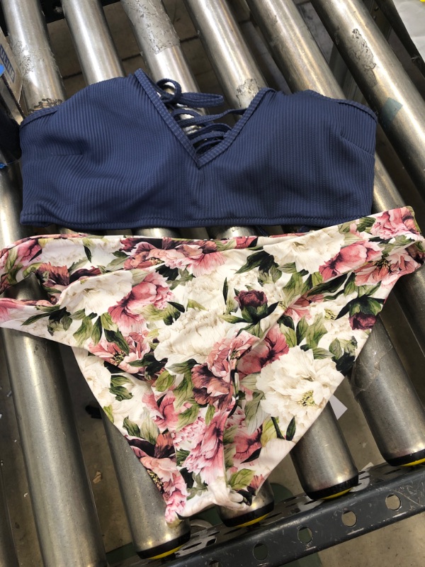 Photo 1 of Cupshe Floral and Navy Bikini Set 