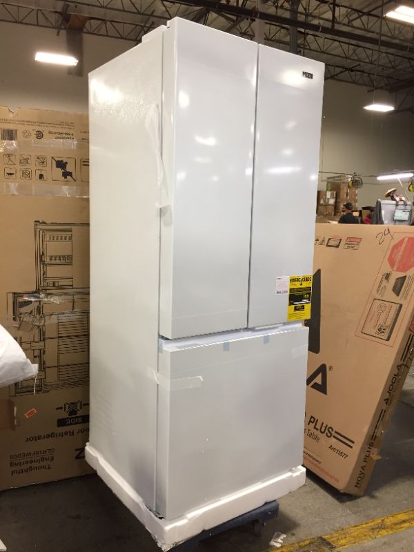 Photo 2 of 29 in. W 16.0 cu. ft. French Door Refrigerator in White
