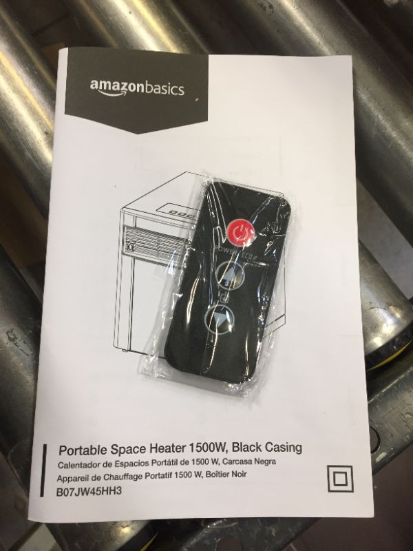 Photo 4 of Amazonbasics Df1515 Heater with remote
