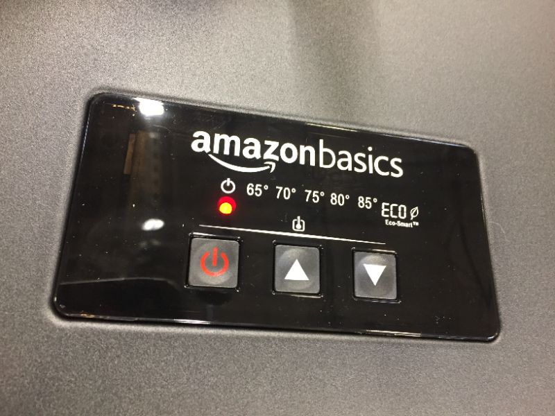 Photo 3 of Amazonbasics Df1515 Heater with remote
