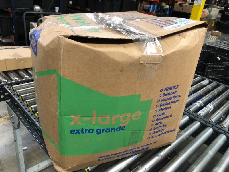 Photo 1 of office chair -- generic brand 