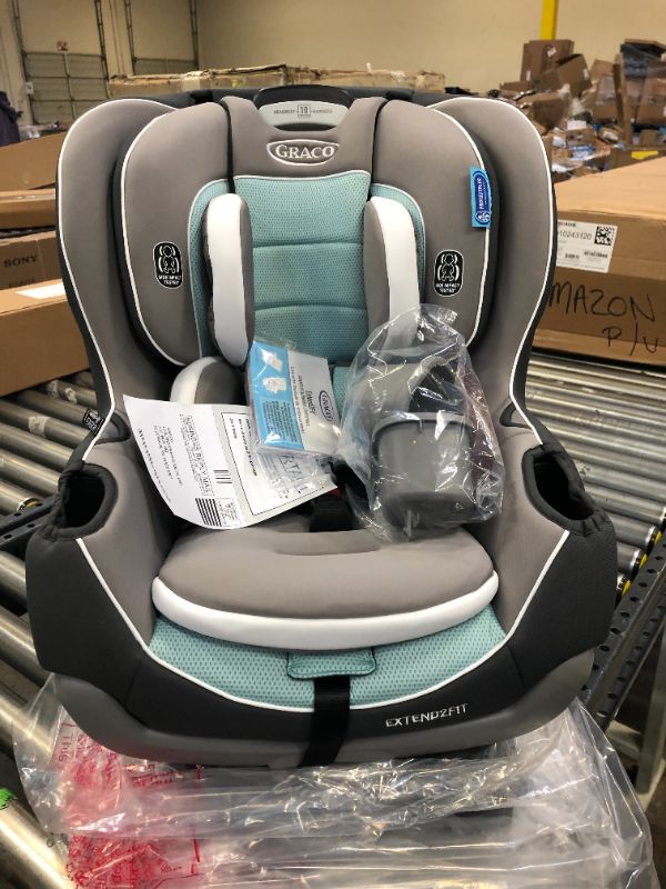 Photo 3 of Graco - Extend2Fit Convertible Car Seat, Spire