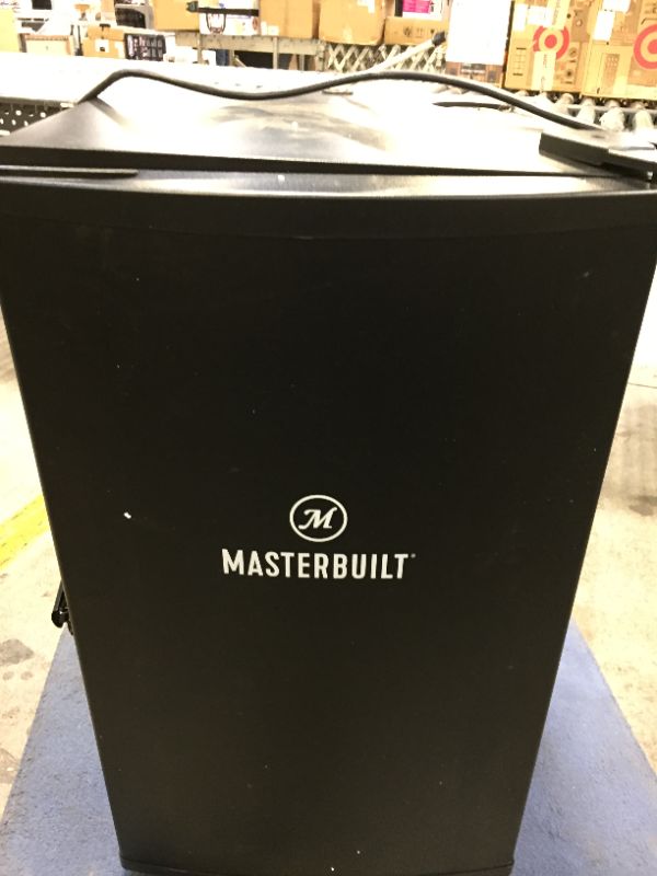 Photo 2 of Masterbuil Digital Electric BBQ Smoker, Black
(( OPEN BOX ))
** HEAVY USE **