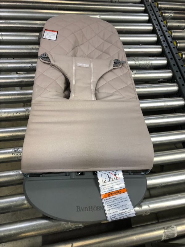 Photo 3 of BabyBjörn Bouncer Bliss, Sand Gray, Cotton (006017US)
