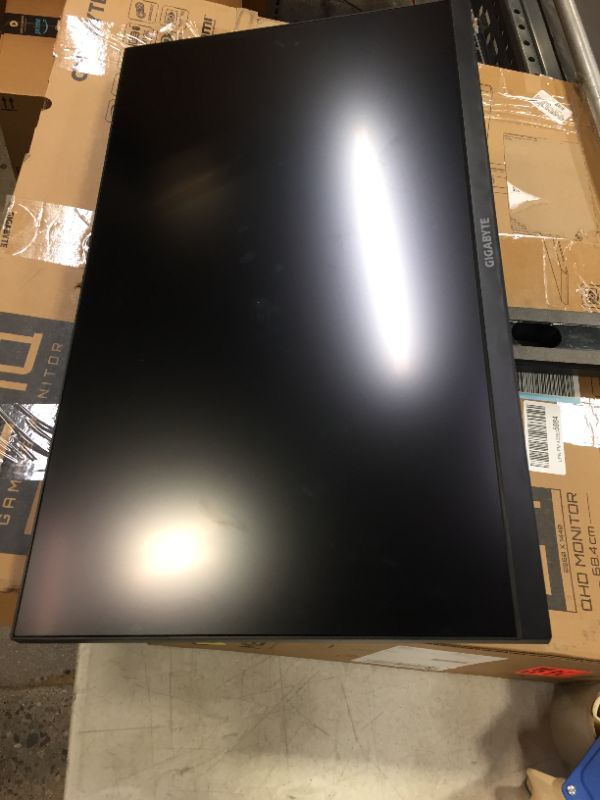 Photo 5 of GIGABYTE M27Q 27" 170Hz 1440P -KVM Gaming Monitor, 2560 x 1440 SS IPS Display, 0.5ms (MPRT) Response Time, 92% DCI-P3, HDR Ready, FreeSync Premium, 1x Display Port 1.2, 2x HDMI 2.0, 2x USB 3.0
