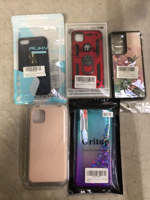 Photo 1 of Various phone cases comes as shown  